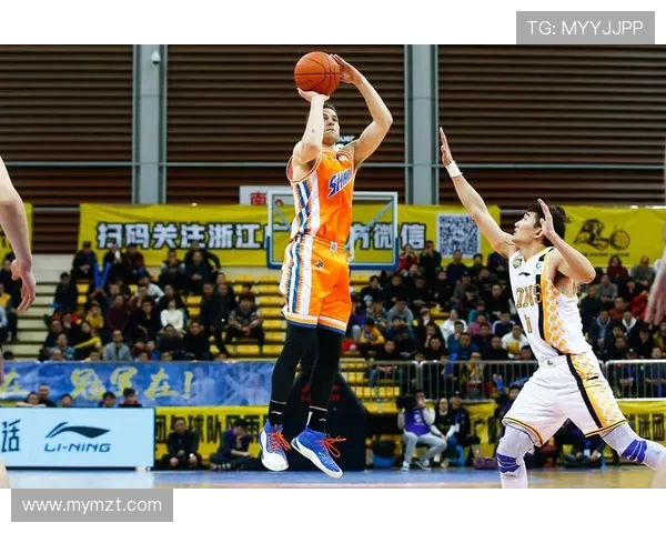 探秘CBA篮球运动员是否能胜任足球比赛